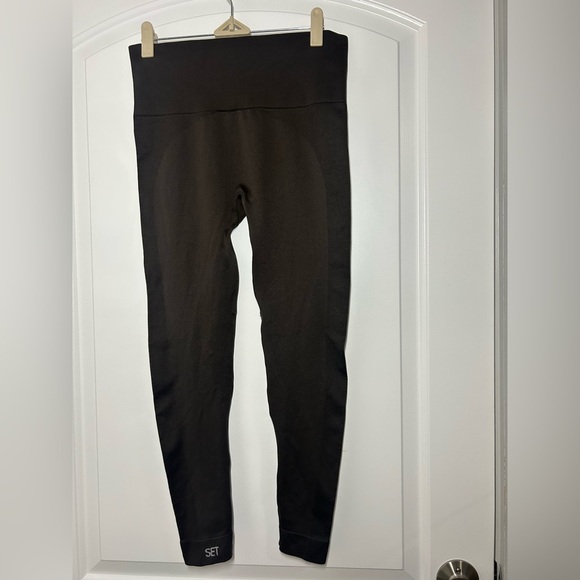 Set Active sculpt flex dark brown espresso leggings size large - Picture 4 of 13